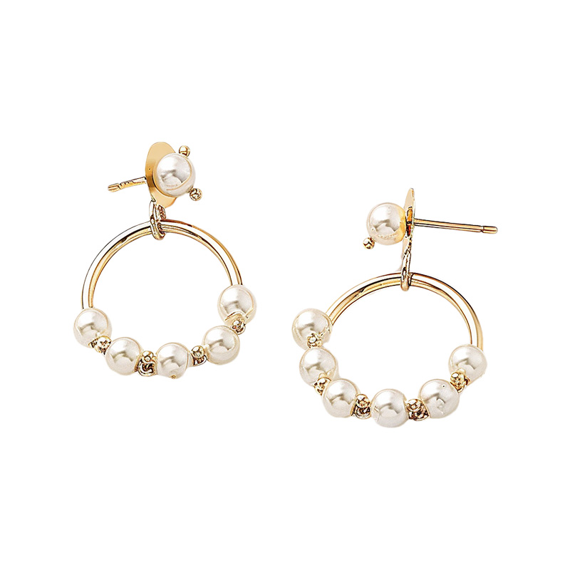 Pearls earrings
